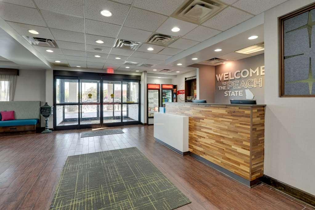 Hampton Inn Moultrie Dalaman gambar